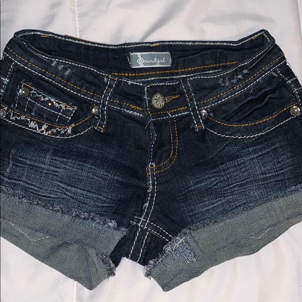 Sound girl shorts